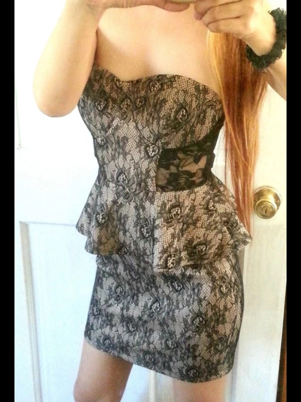 New Bebe 2b lace cream black corset cutout back peplum dress